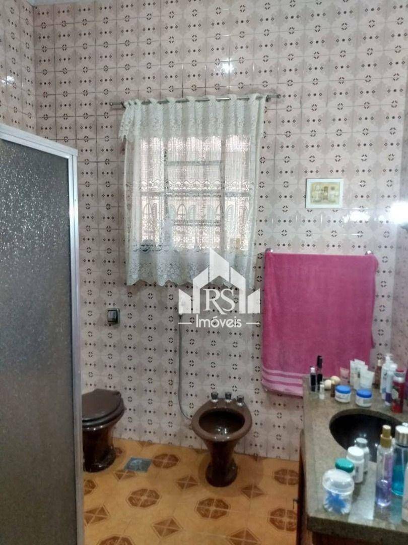 Casa à venda com 5 quartos, 150m² - Foto 5