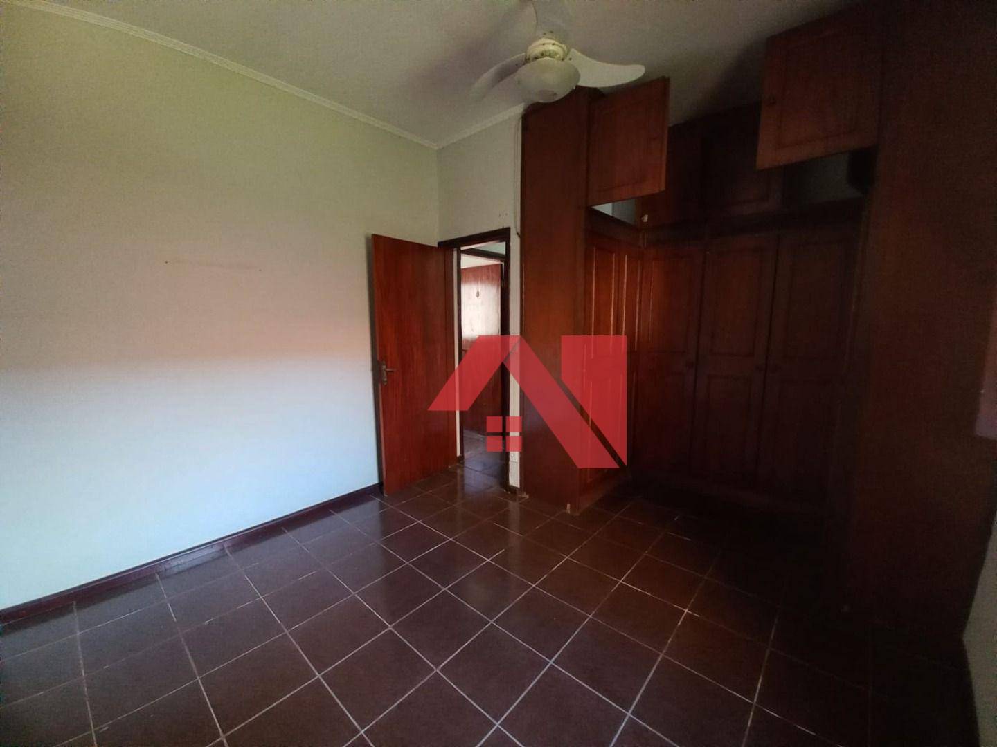 Casa à venda com 3 quartos, 107m² - Foto 18