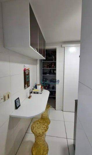 Apartamento à venda com 2 quartos, 78m² - Foto 13