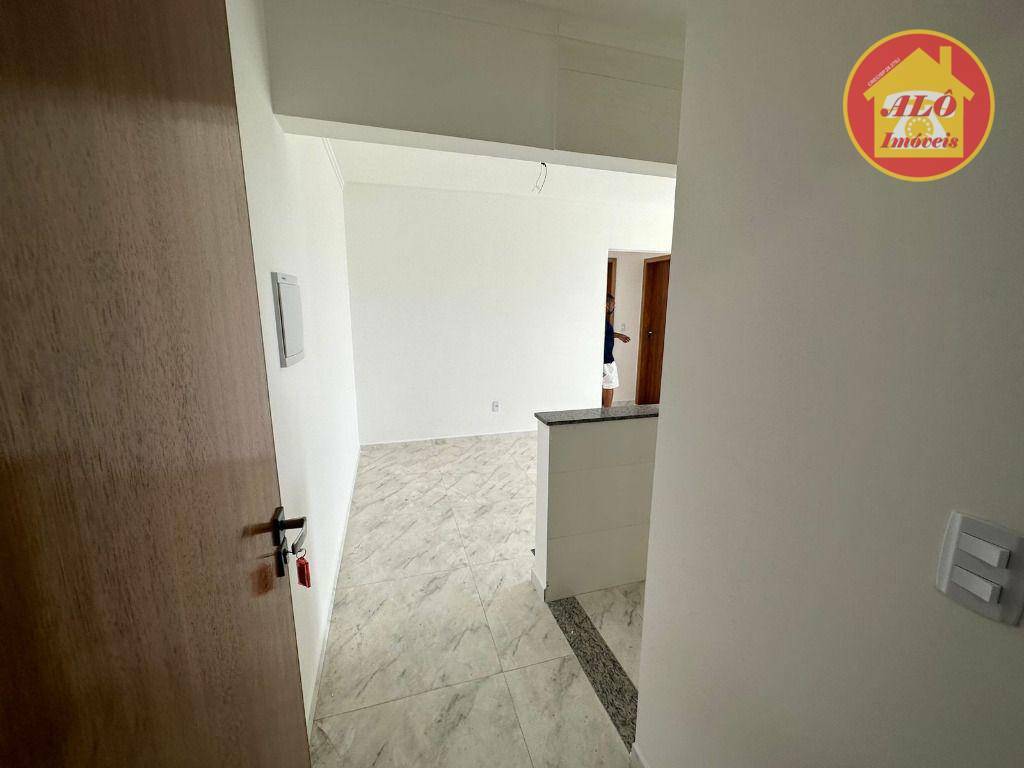 Apartamento à venda com 2 quartos, 70m² - Foto 3