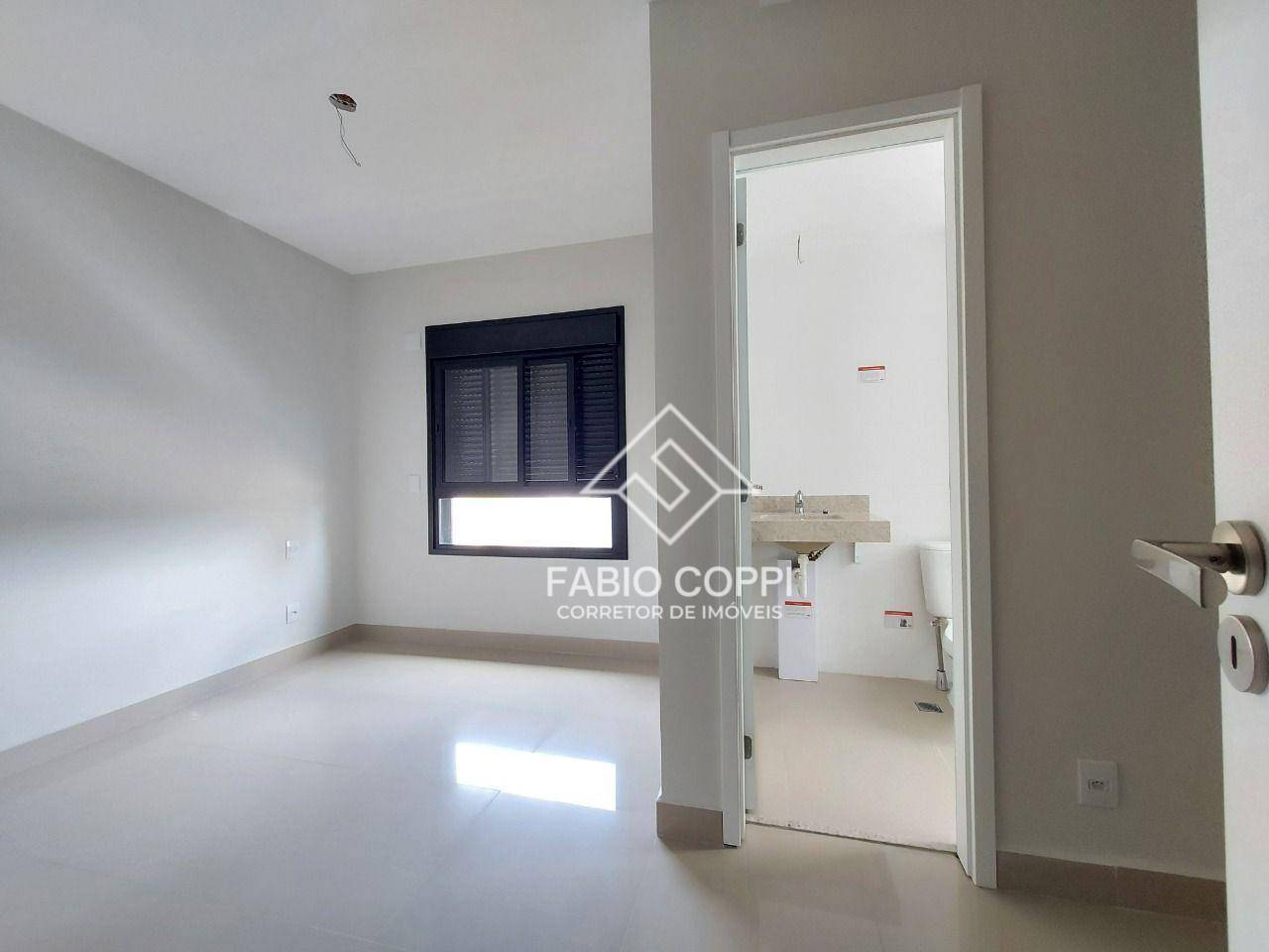 Apartamento à venda com 3 quartos, 159m² - Foto 20