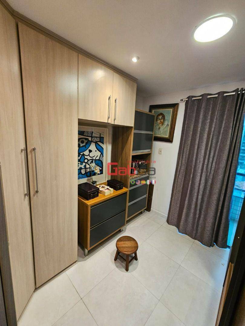 Cobertura à venda com 4 quartos, 220m² - Foto 9