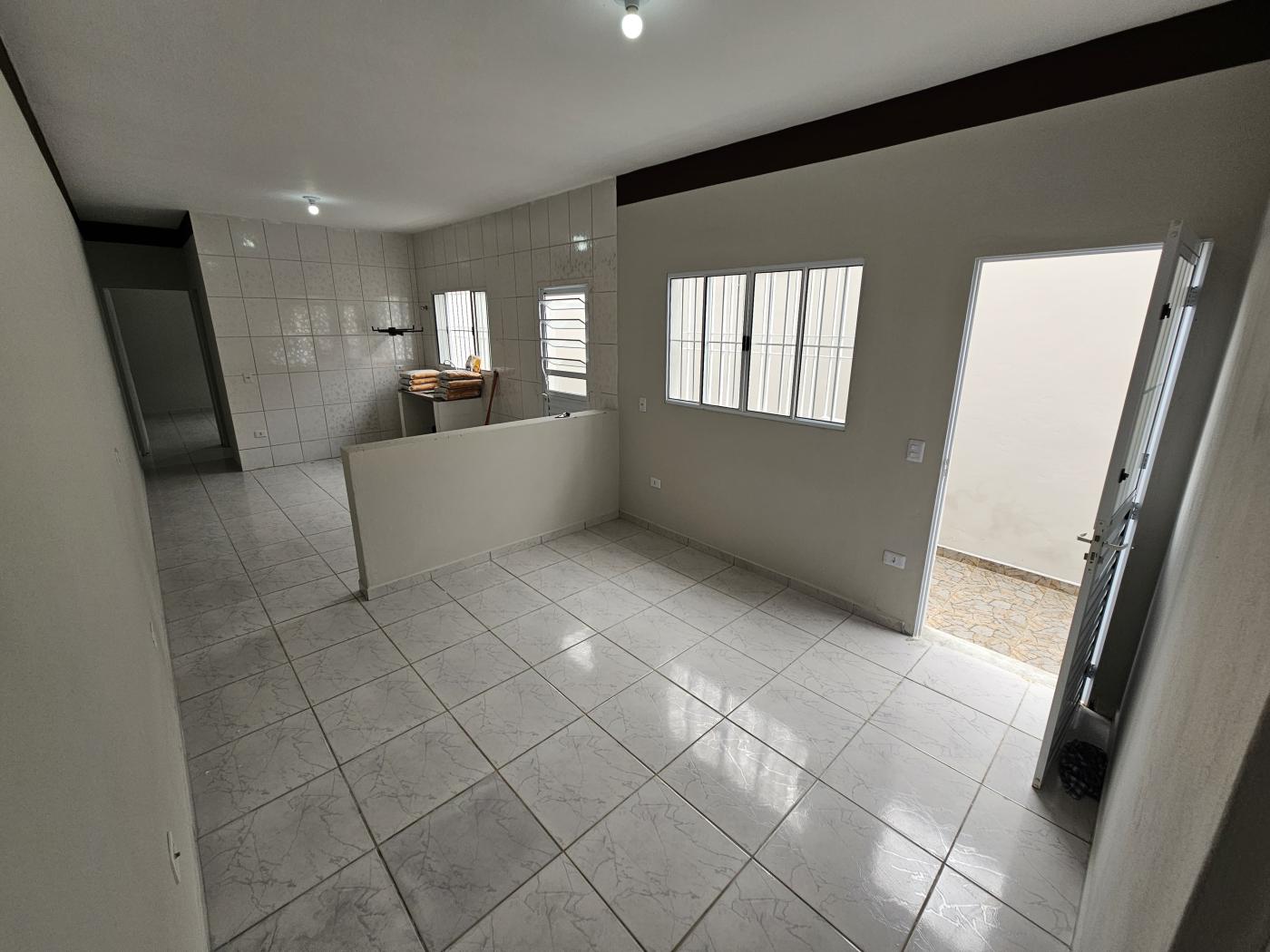 Casa à venda com 2 quartos, 125m² - Foto 4