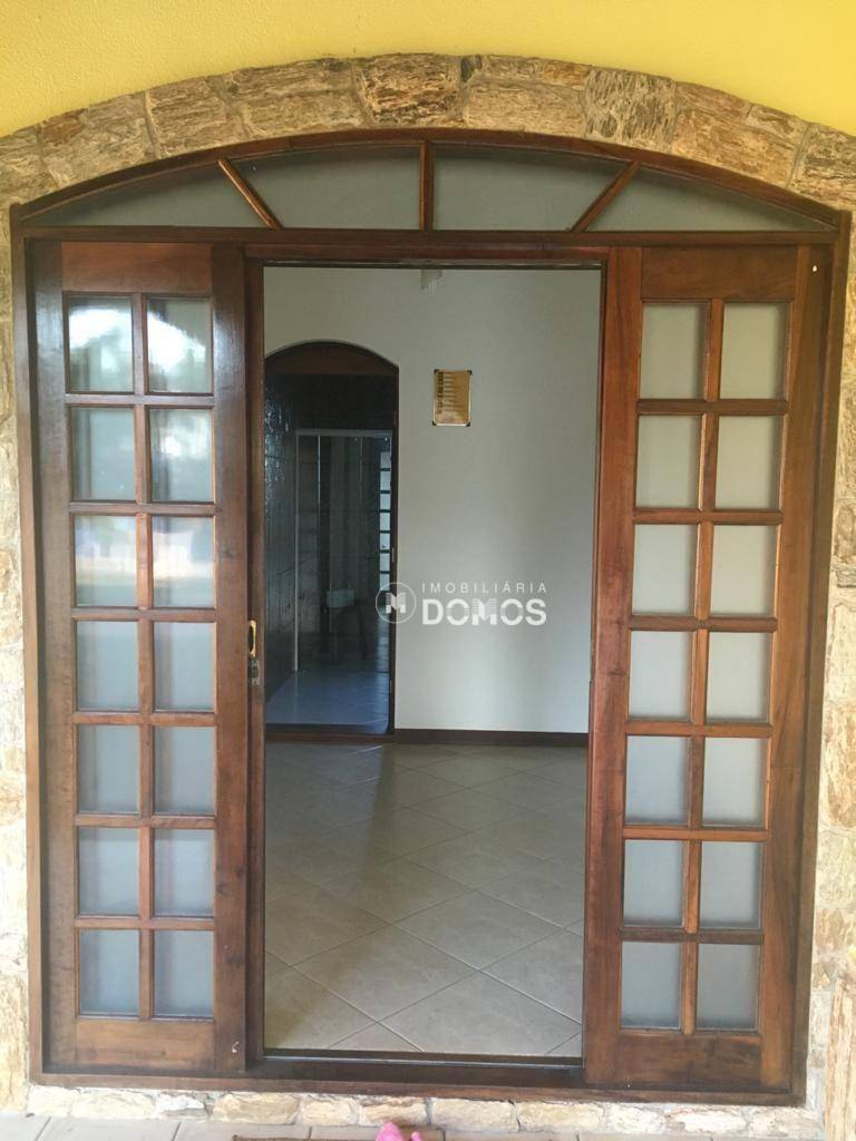 Chácara à venda com 4 quartos, 420m² - Foto 10