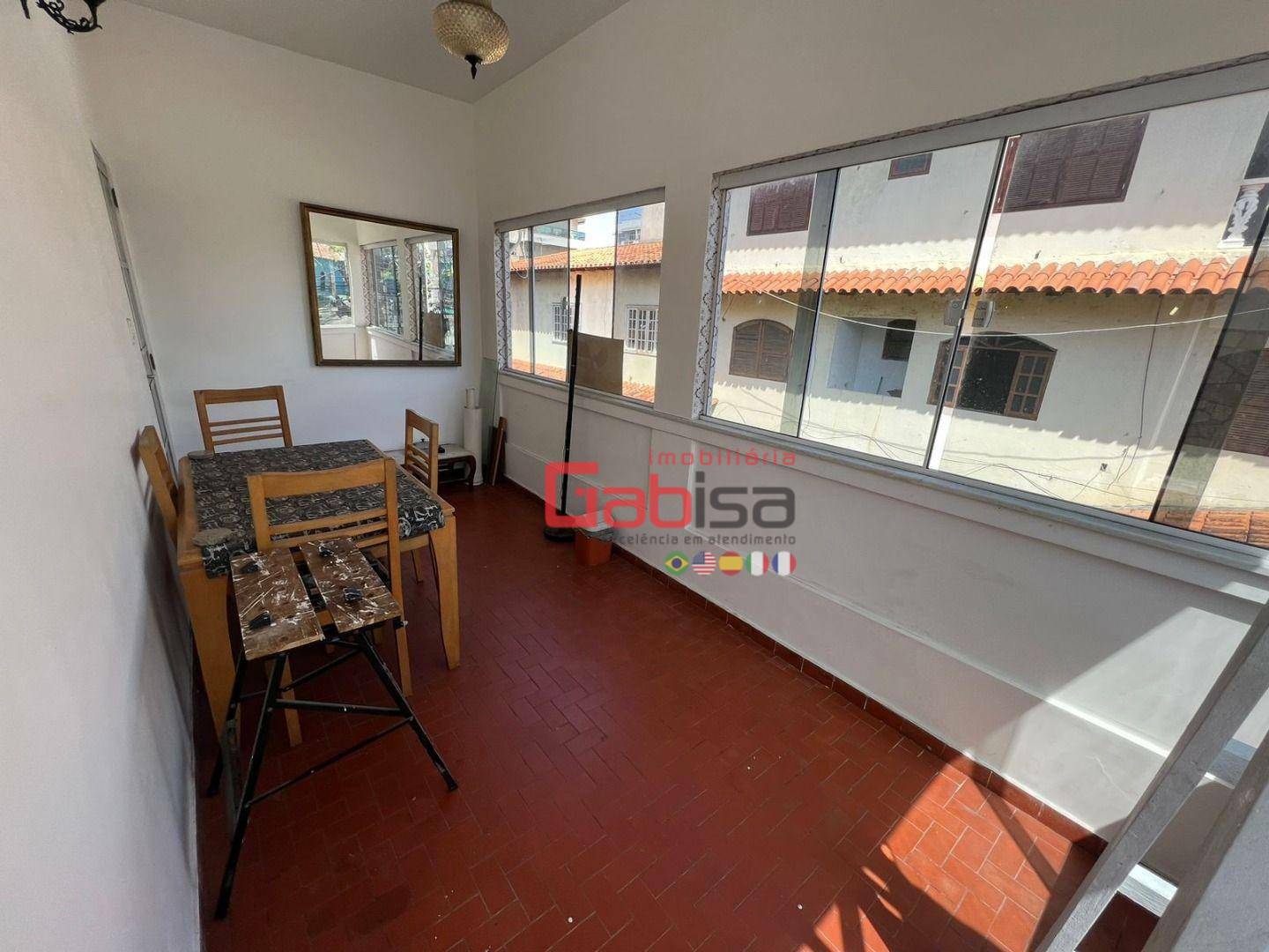 Casa à venda com 8 quartos, 220m² - Foto 20