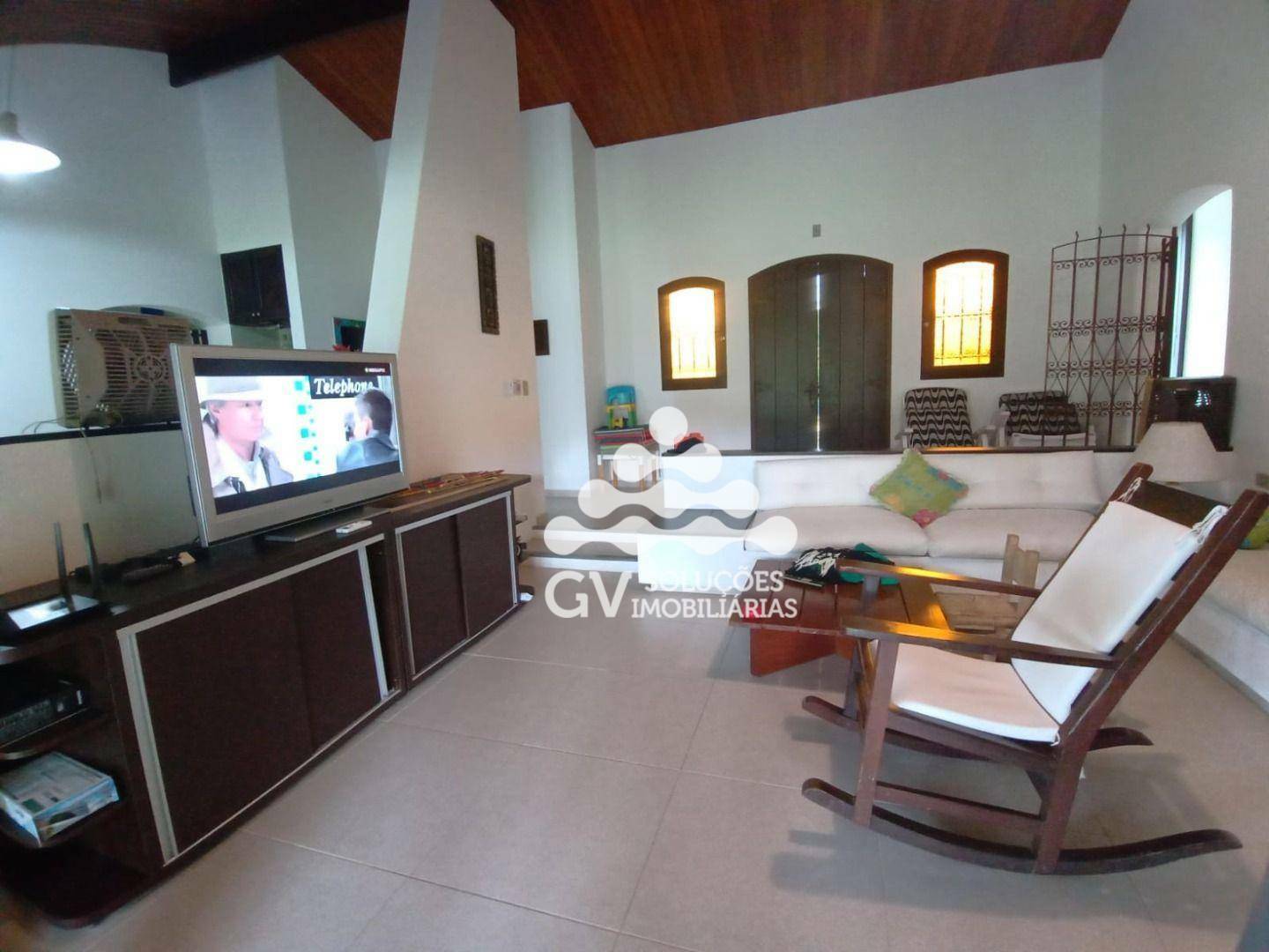 Casa de Condomínio à venda com 5 quartos, 244m² - Foto 8