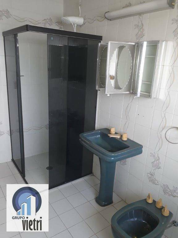 Sobrado à venda com 3 quartos, 200m² - Foto 40