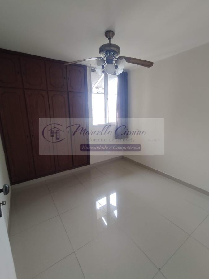 Apartamento para alugar com 2 quartos, 70m² - Foto 10