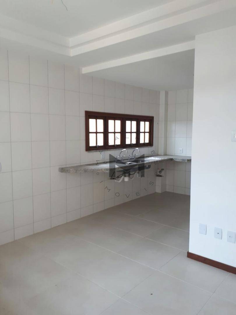 Casa à venda com 4 quartos, 200m² - Foto 10