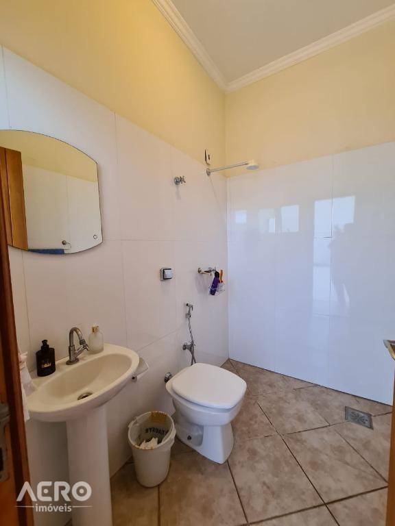 Casa à venda com 3 quartos, 275m² - Foto 25