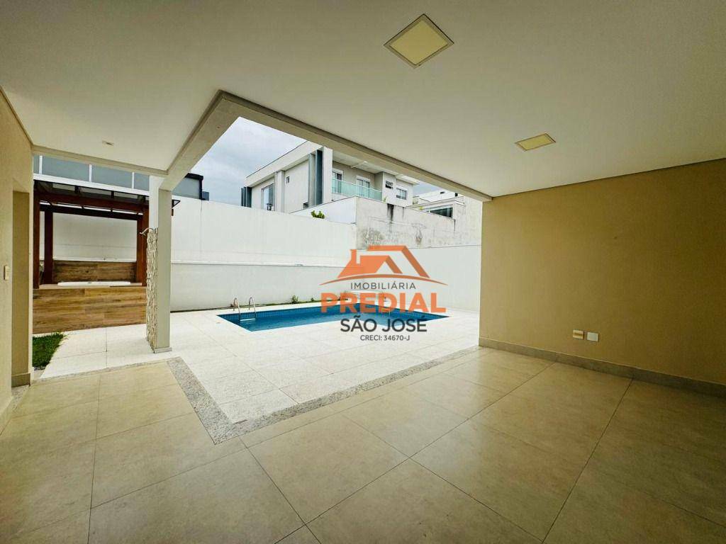 Casa de Condomínio à venda com 4 quartos, 405m² - Foto 31