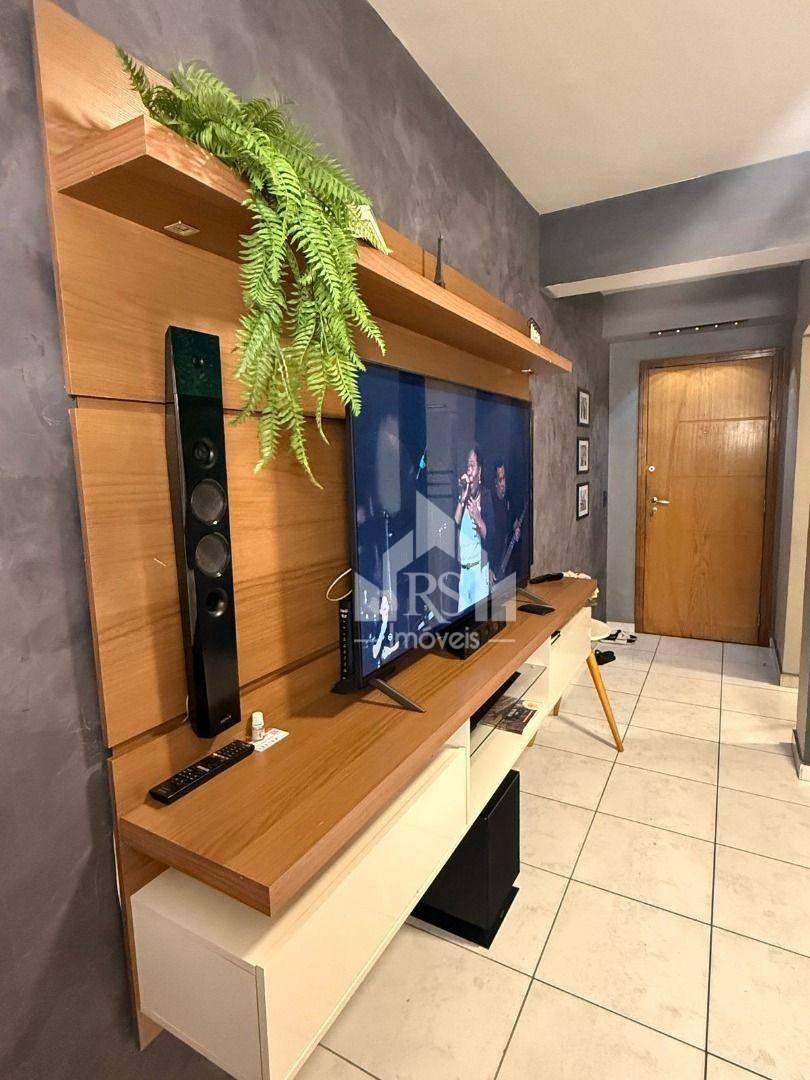 Apartamento à venda com 2 quartos, 58m² - Foto 1
