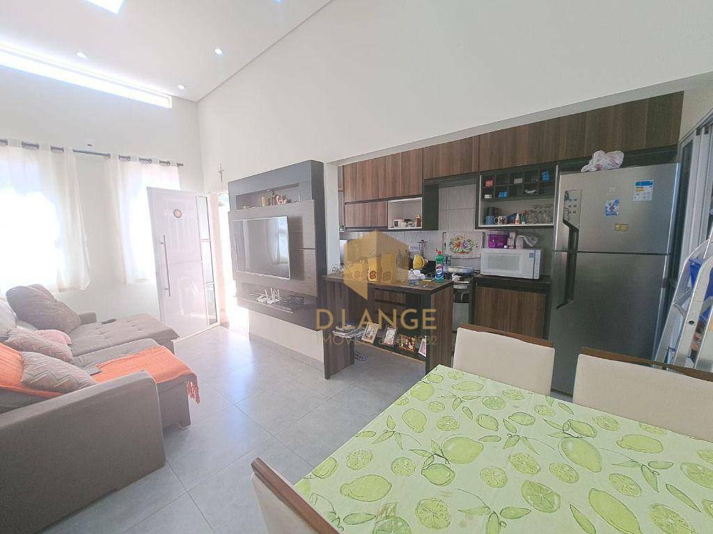 Casa à venda com 2 quartos, 70m² - Foto 5