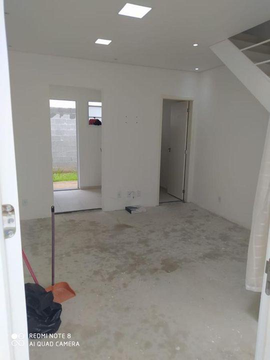 Casa de Condomínio à venda com 2 quartos, 59m² - Foto 1