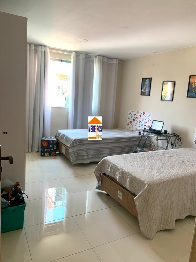 Casa à venda com 3 quartos, 200m² - Foto 13