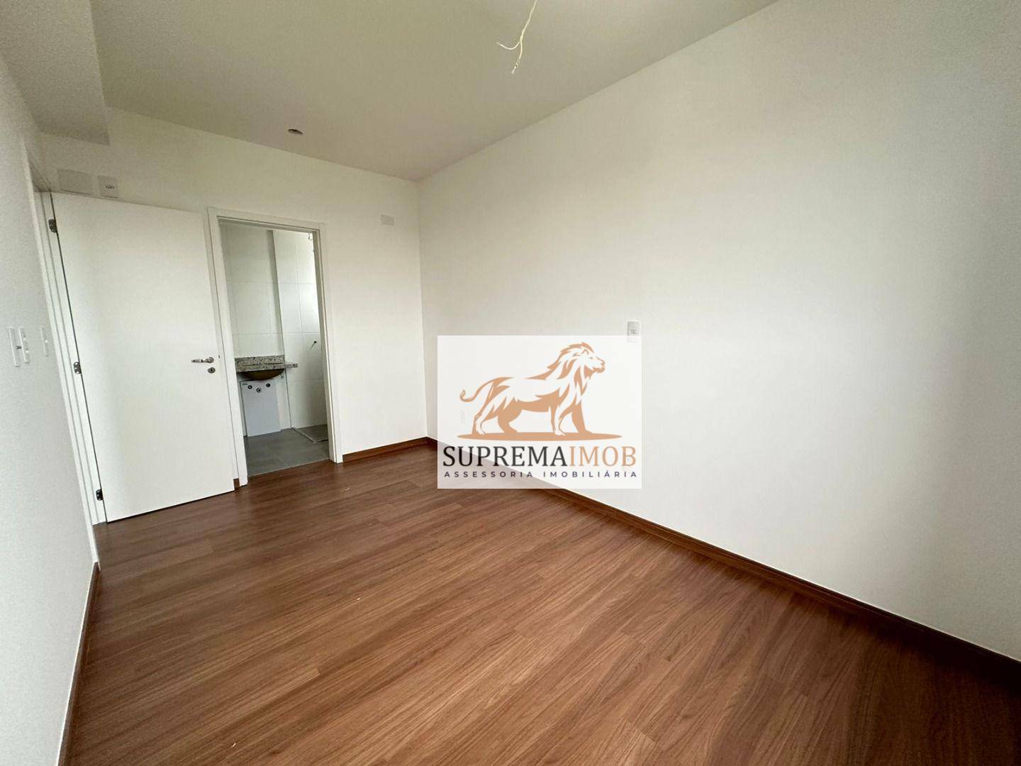 Apartamento à venda com 2 quartos, 67m² - Foto 12