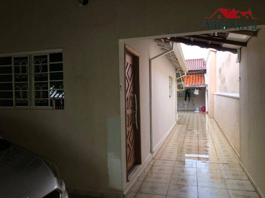 Casa à venda com 5 quartos, 193m² - Foto 12