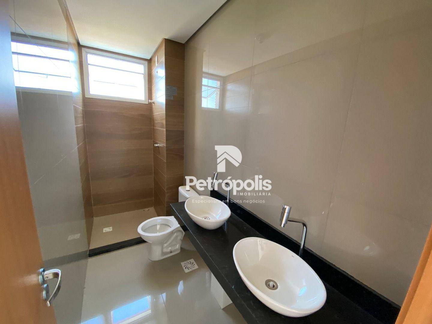 Apartamento à venda com 2 quartos, 61m² - Foto 10