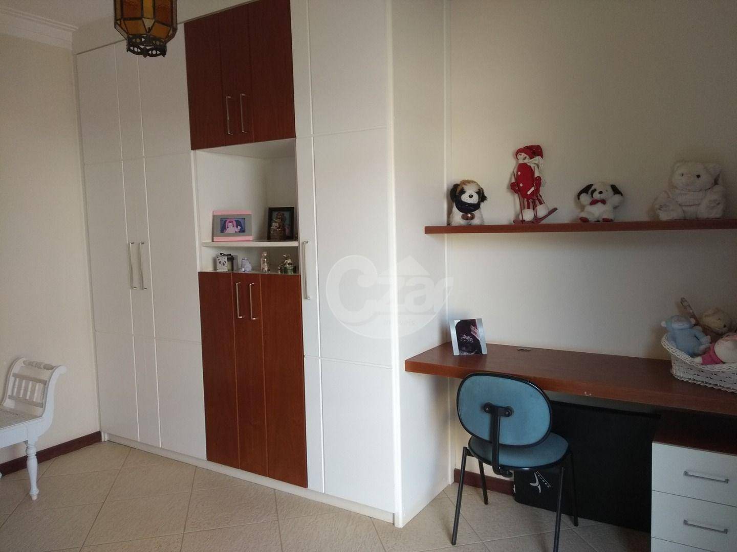 Casa à venda com 3 quartos, 208m² - Foto 26