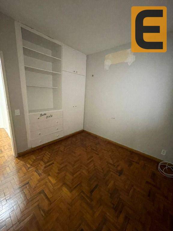 Casa à venda com 3 quartos, 226m² - Foto 21