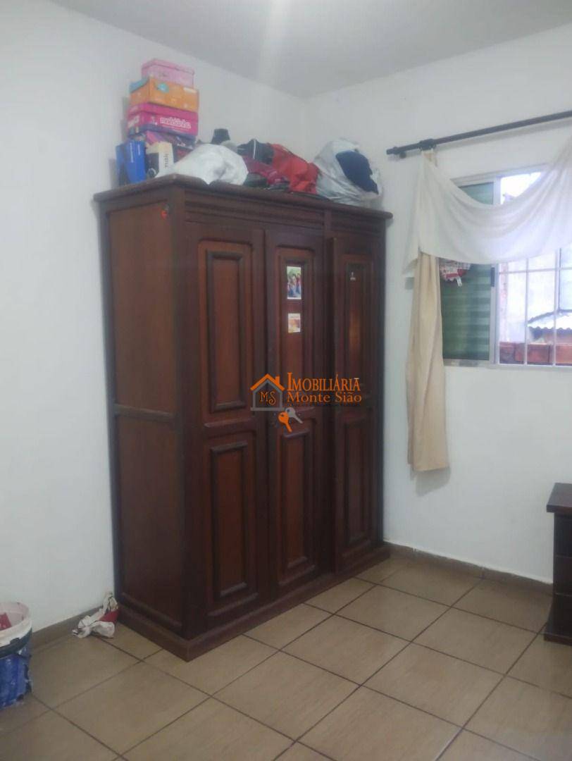 Sobrado à venda com 6 quartos, 200m² - Foto 11