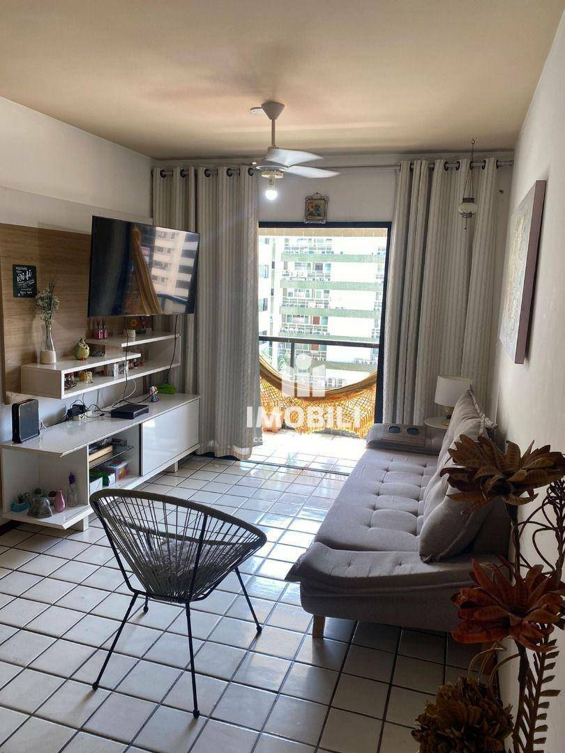 Apartamento à venda com 3 quartos, 113m² - Foto 2