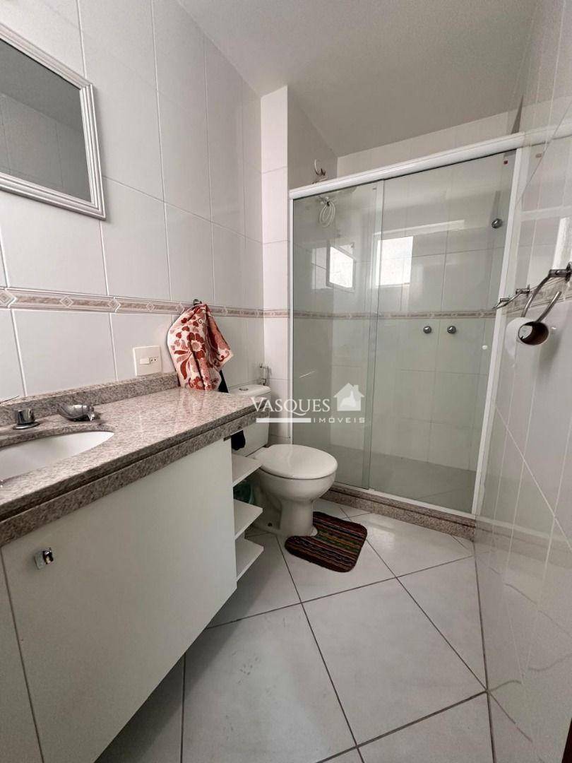 Apartamento à venda com 3 quartos, 136m² - Foto 12