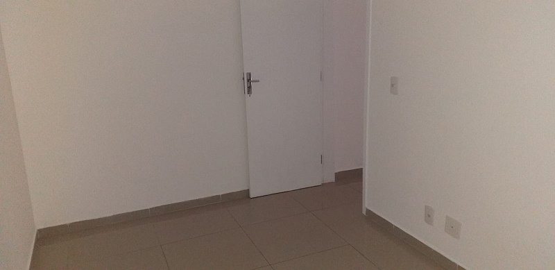 Apartamento para alugar com 3 quartos, 76m² - Foto 9