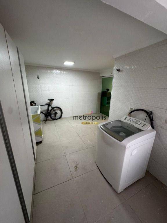 Sobrado à venda com 2 quartos, 215m² - Foto 24