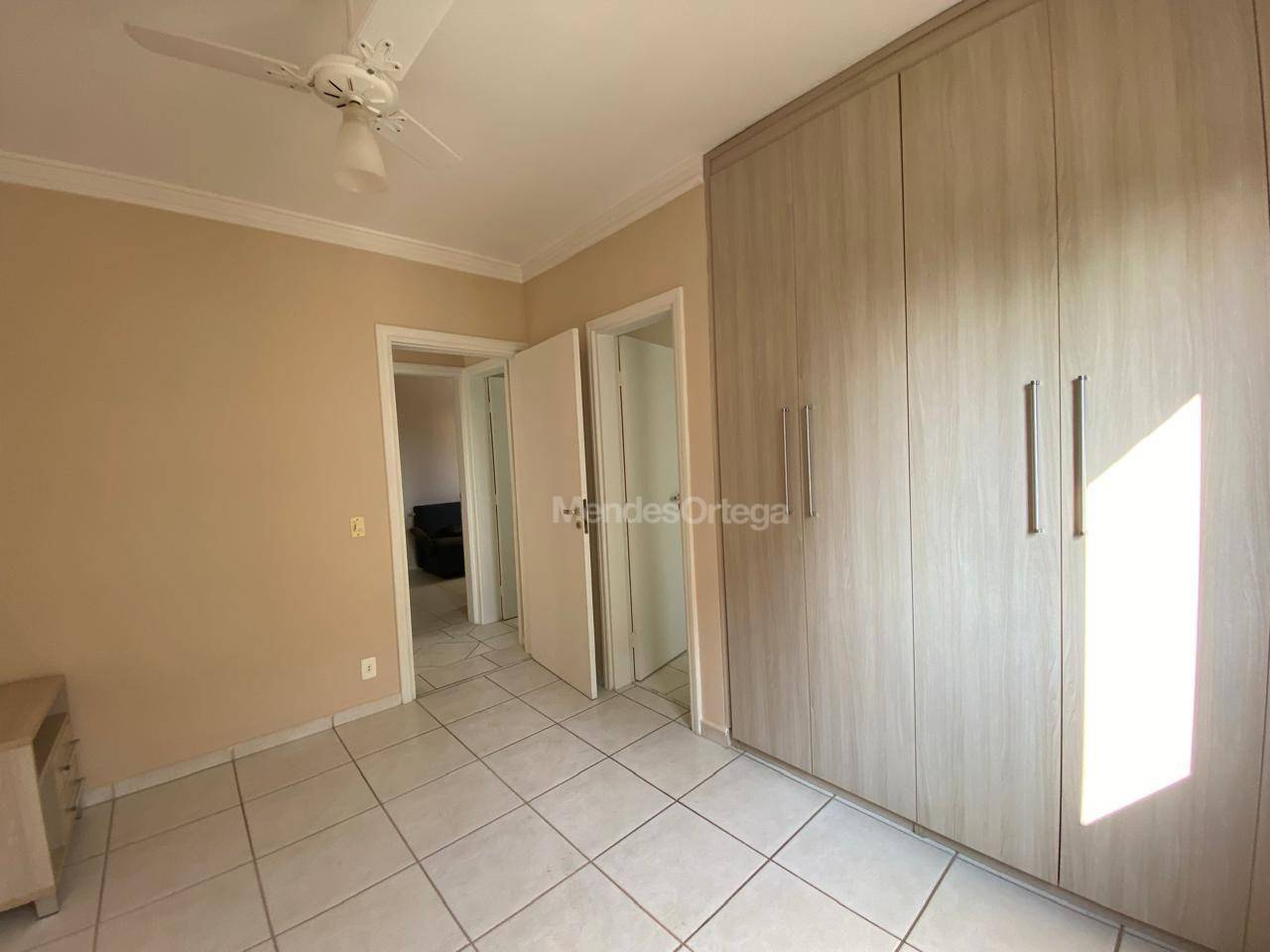 Apartamento para alugar com 2 quartos, 85m² - Foto 31