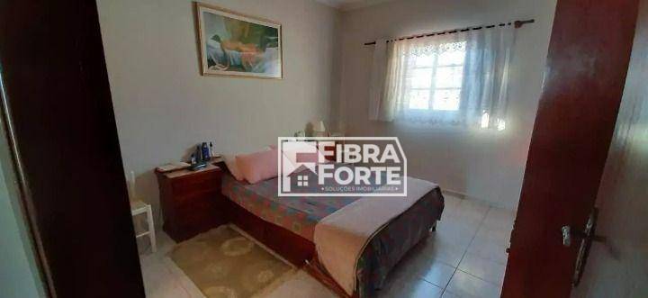 Casa à venda com 3 quartos, 140m² - Foto 15