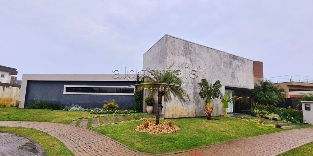 Casa de Condomínio à venda com 4 quartos, 230m² - Foto 1