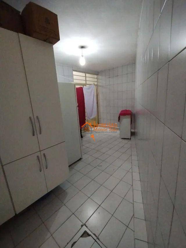 Sobrado à venda com 3 quartos, 303m² - Foto 13