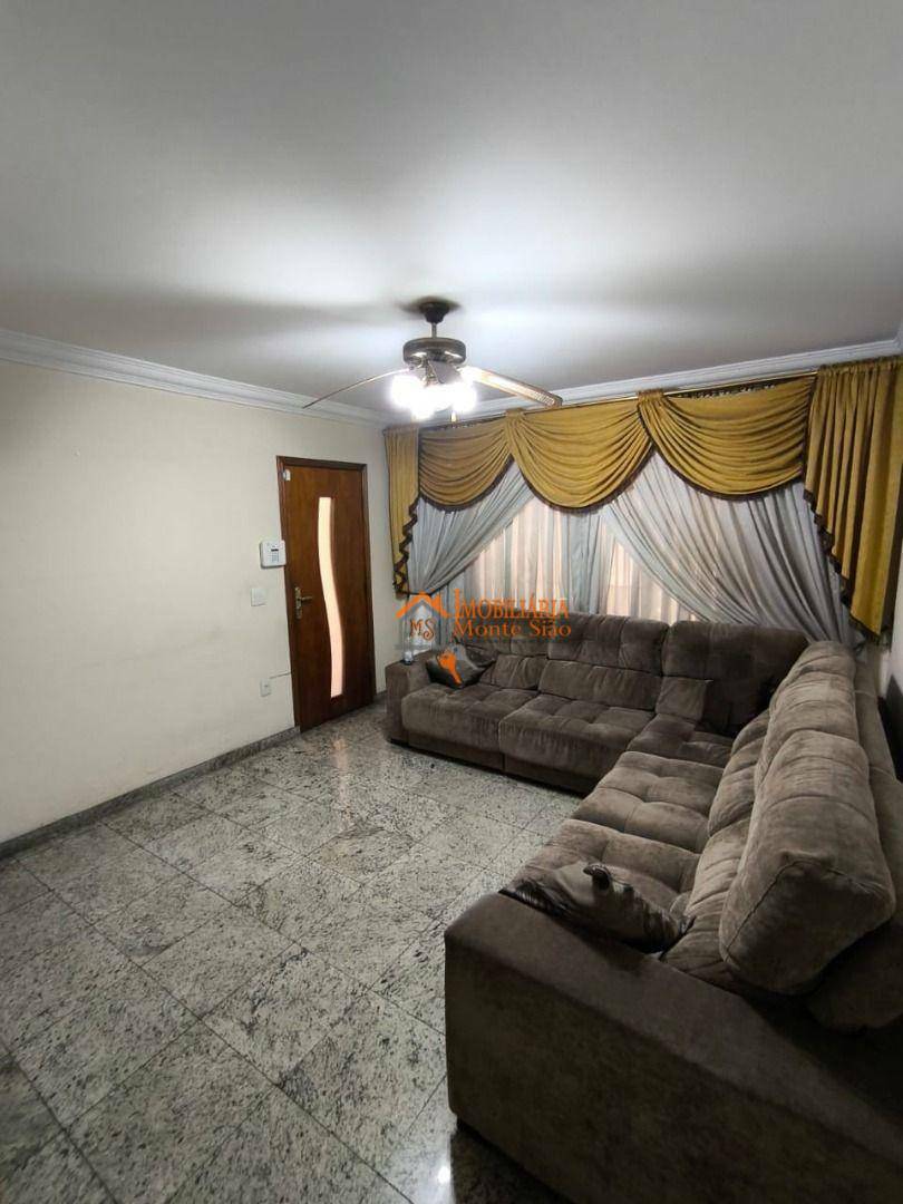 Sobrado à venda e aluguel com 3 quartos, 200m² - Foto 1