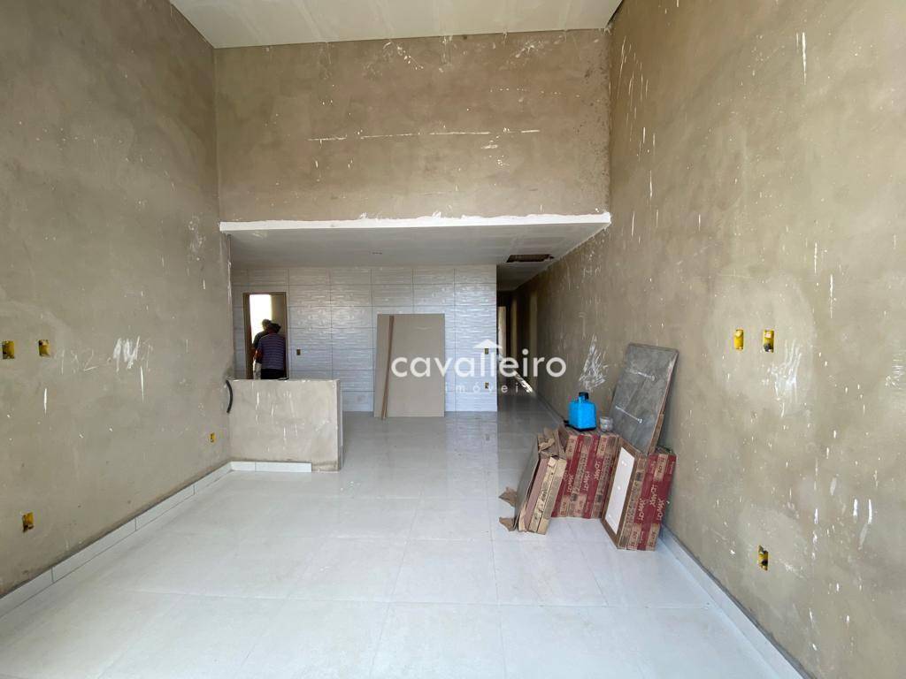 Casa à venda com 3 quartos, 120m² - Foto 2