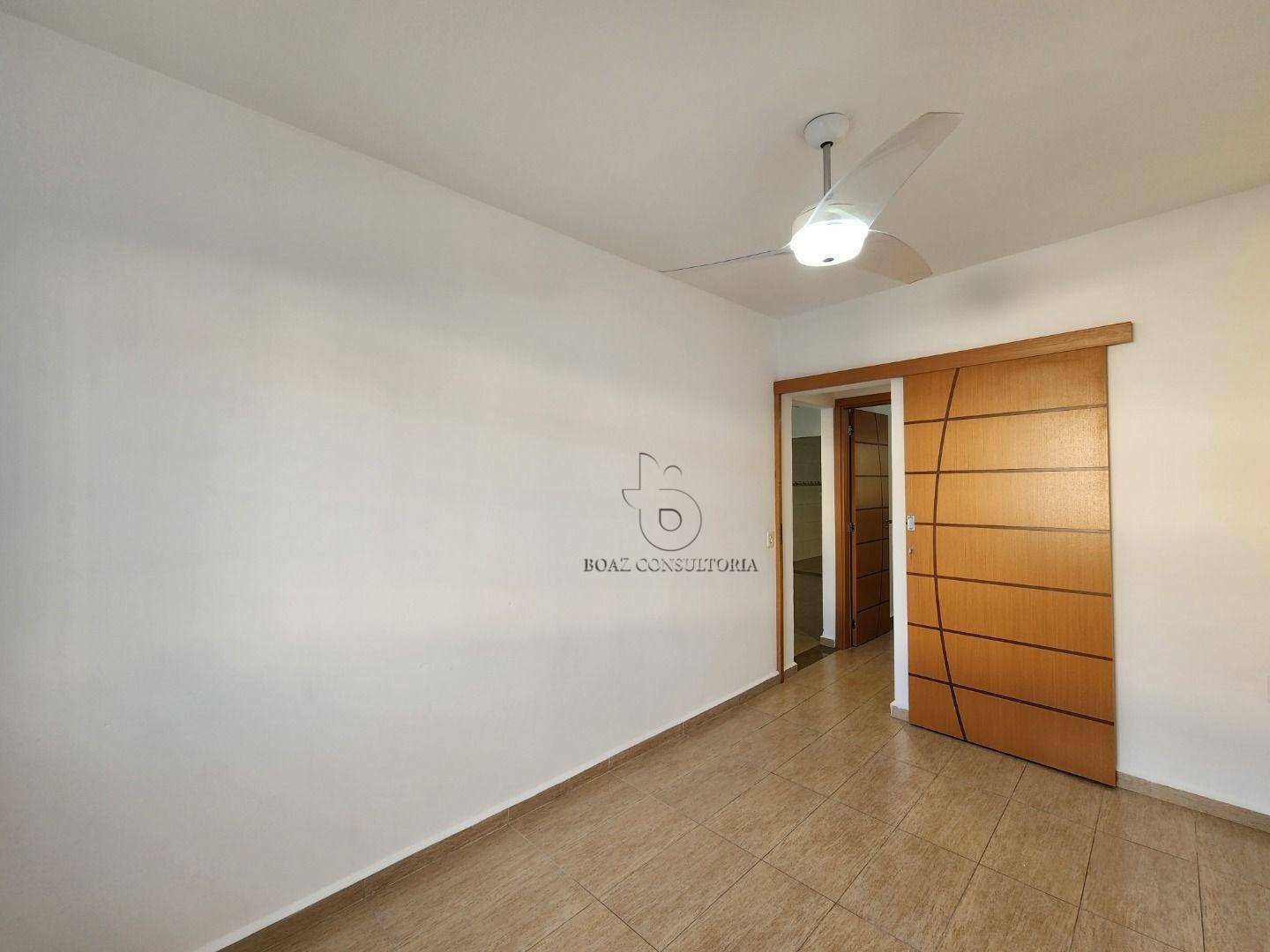 Casa à venda com 3 quartos, 85m² - Foto 4