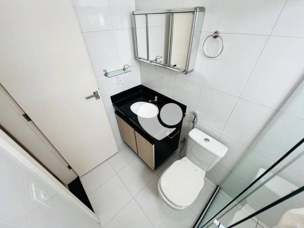 Apartamento para alugar com 2 quartos, 75m² - Foto 20