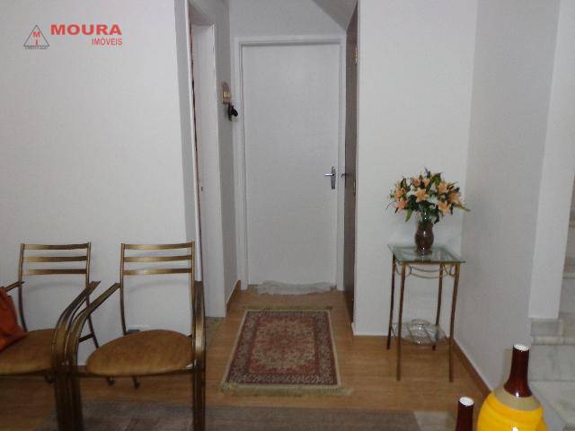 Sobrado à venda com 3 quartos, 200m² - Foto 4