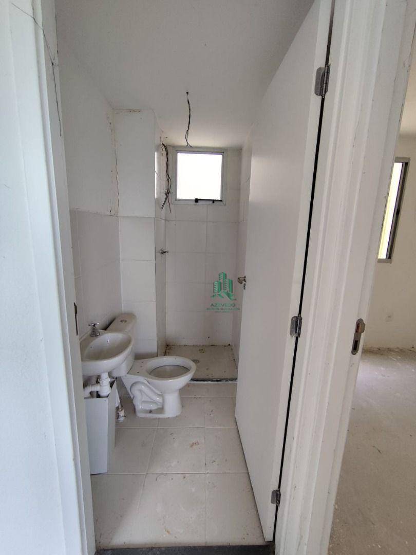 Apartamento à venda com 2 quartos, 40m² - Foto 8