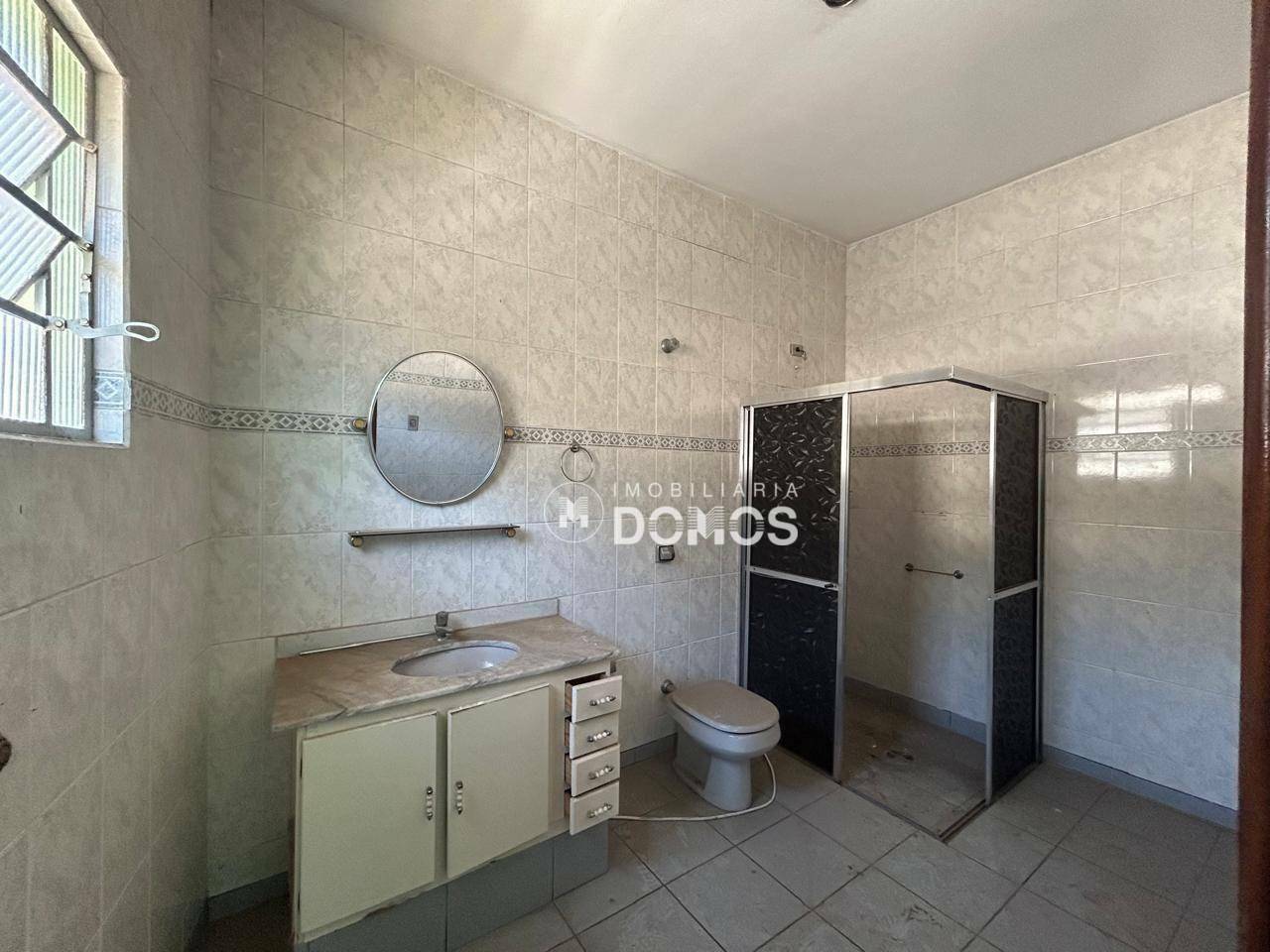 Casa à venda com 6 quartos, 230m² - Foto 16