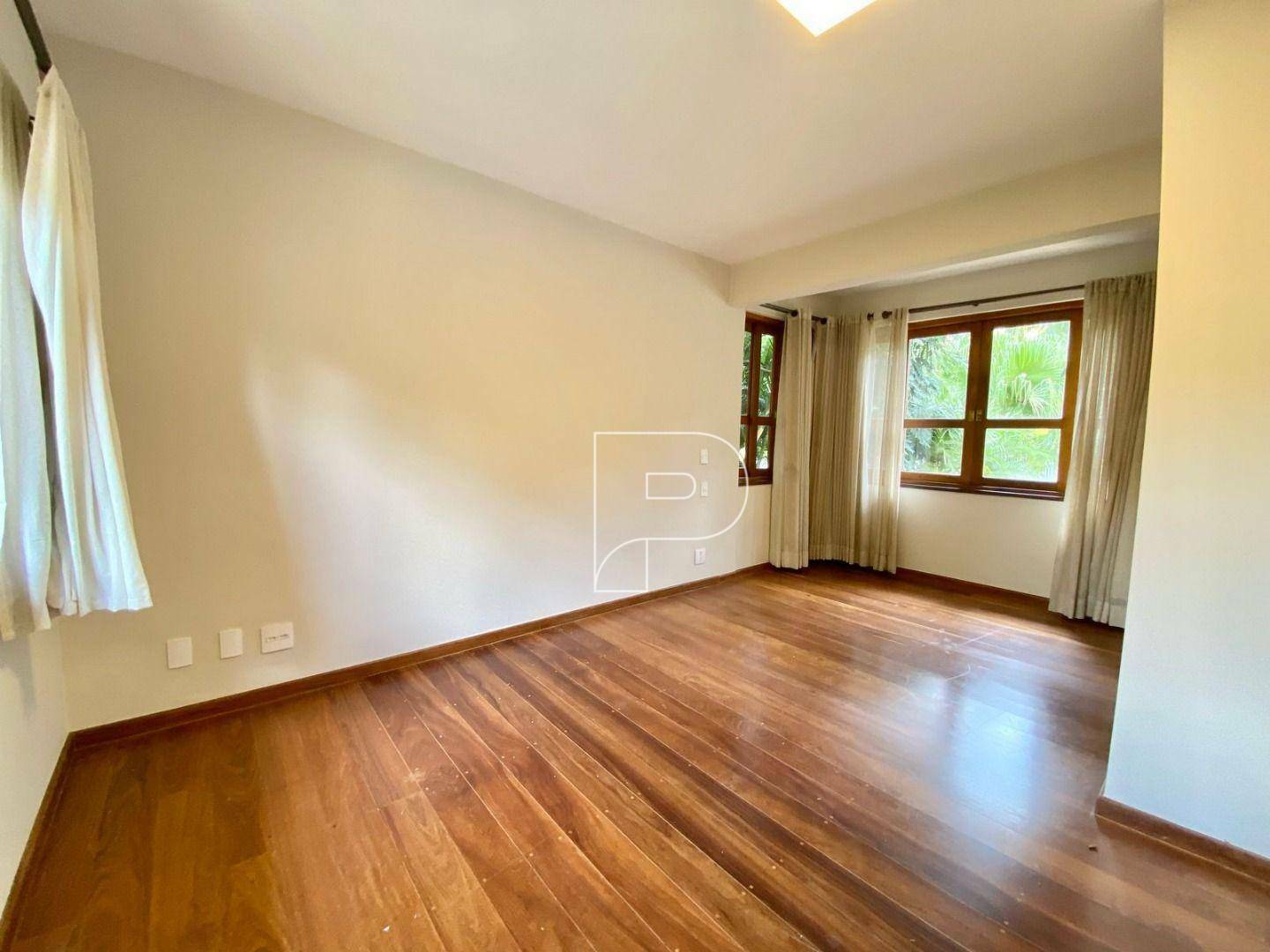 Casa de Condomínio para alugar com 4 quartos, 550m² - Foto 37