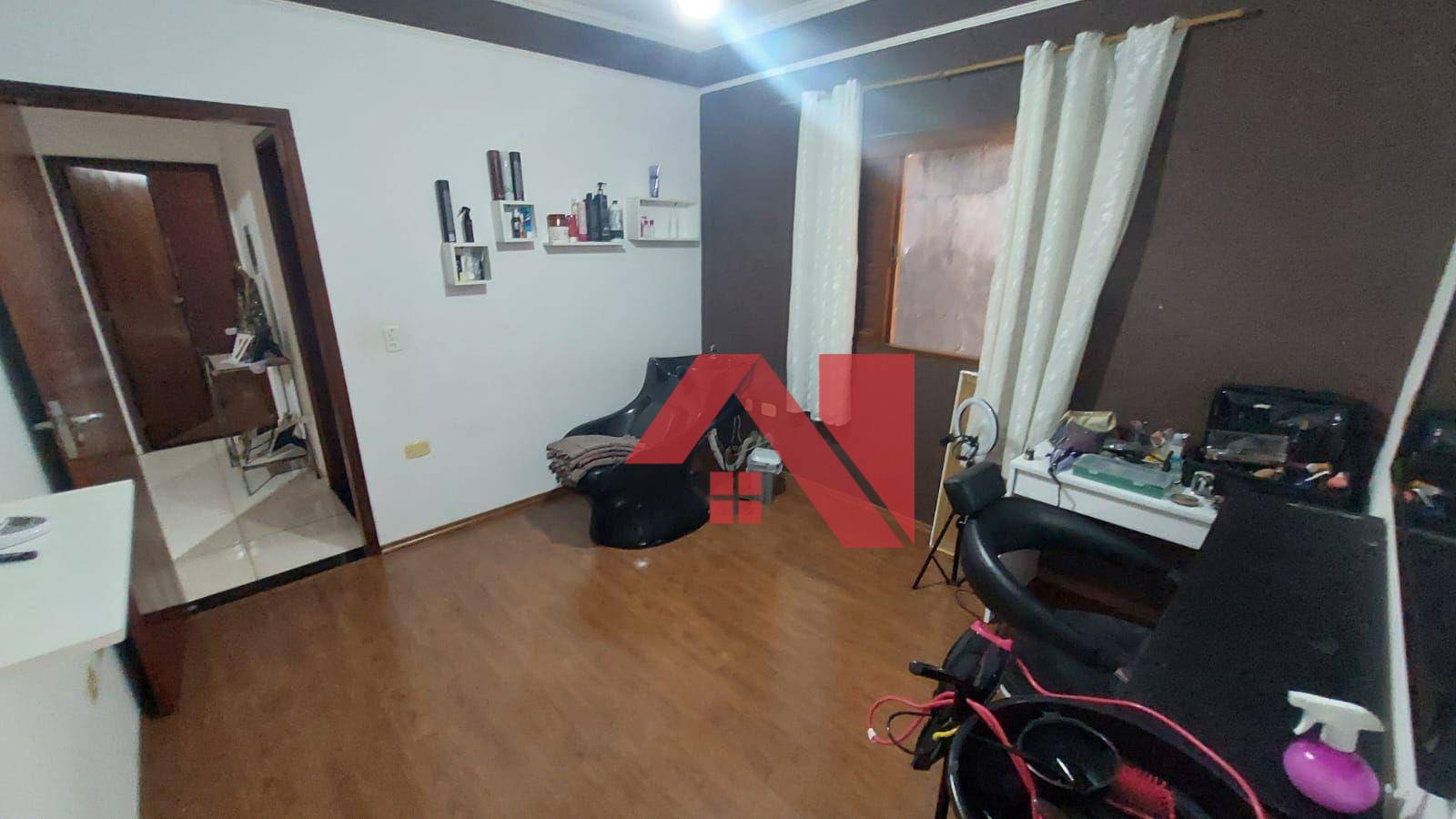 Casa à venda com 5 quartos, 150m² - Foto 5