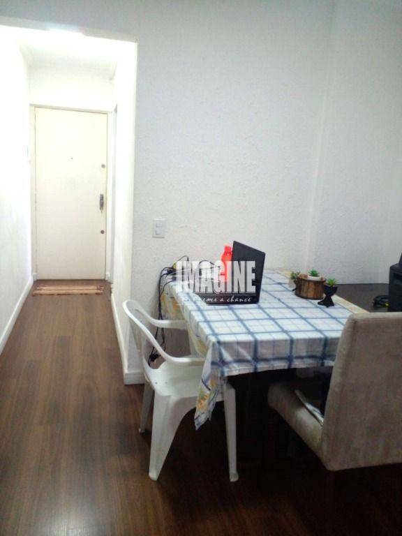 Apartamento à venda com 3 quartos, 75m² - Foto 11