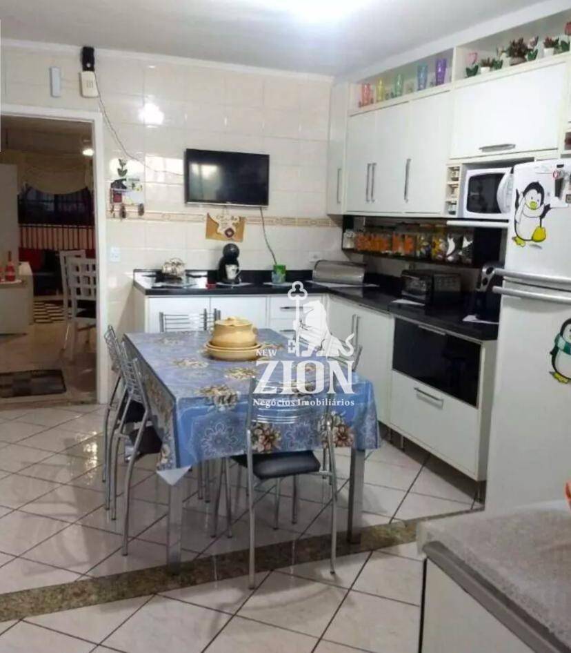 Sobrado à venda com 2 quartos, 125m² - Foto 15