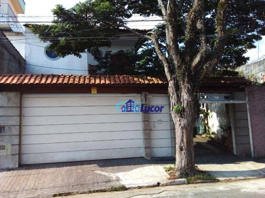 Sobrado à venda com 4 quartos, 250m² - Foto 1