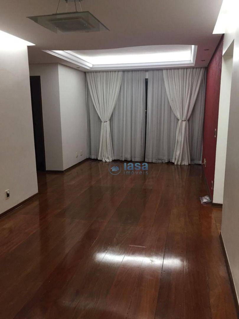 Apartamento à venda com 3 quartos, 118m² - Foto 1