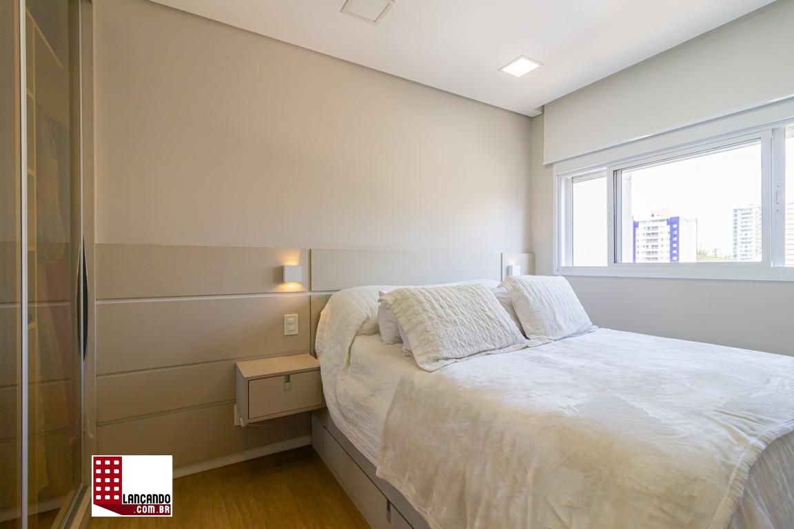 Apartamento à venda com 2 quartos, 76m² - Foto 9