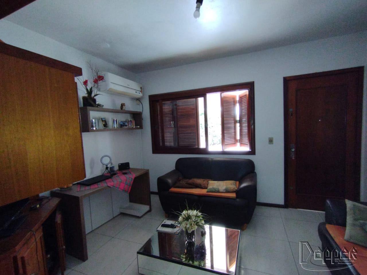 Casa à venda com 3 quartos, 200m² - Foto 2