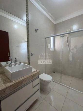 Casa à venda com 4 quartos, 214m² - Foto 10