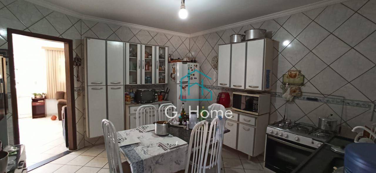 Casa à venda com 4 quartos, 193m² - Foto 20